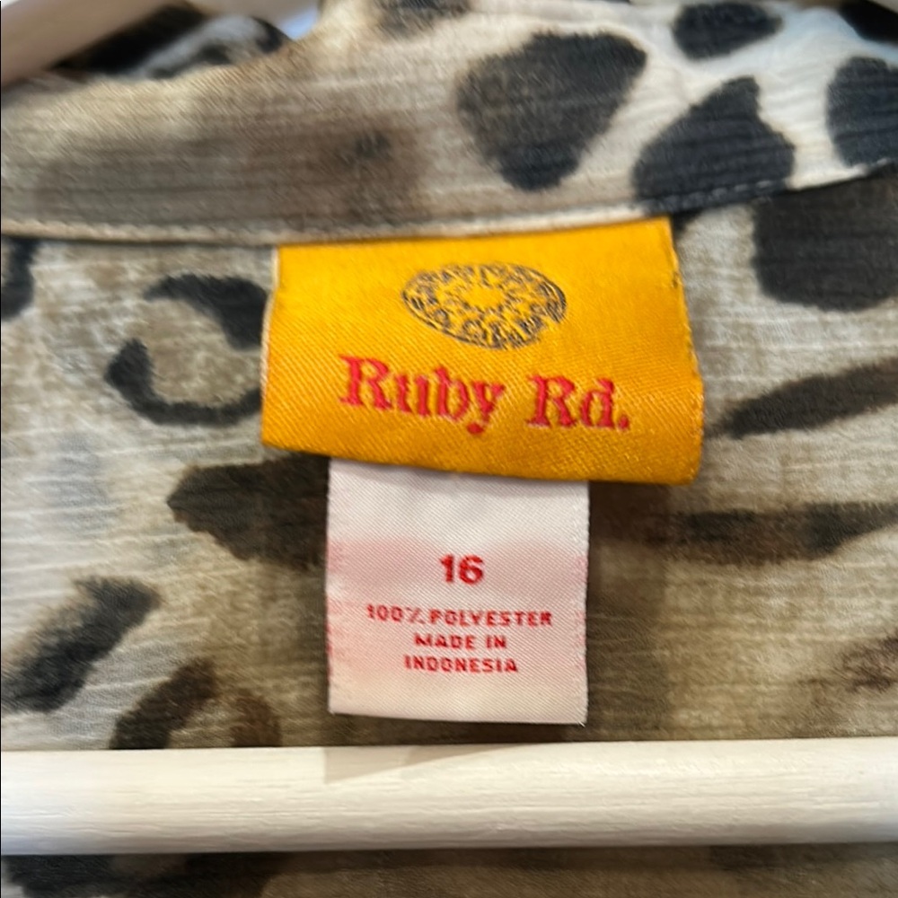 Retro Ruby Rd. Animal Print Blouse - Picture 2 of 4